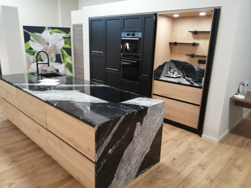 Cuisine plan de travail en granit avec retombée. UNIK création Hazebrouck